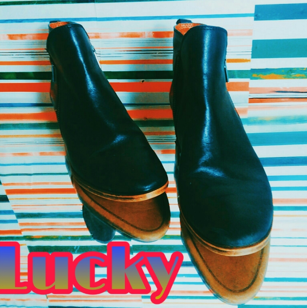 🌌Lucky Booties🌌